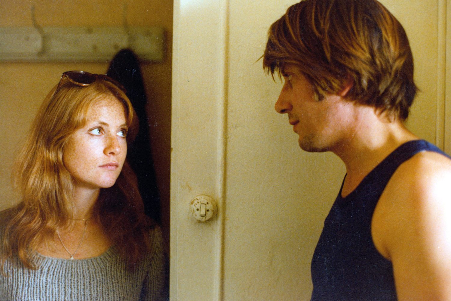 Sauve Qui Peut La Vie Nicole Lapierre Sauve qui peut (la vie) (Every Man for Himself). 1980. Directed by Jean
